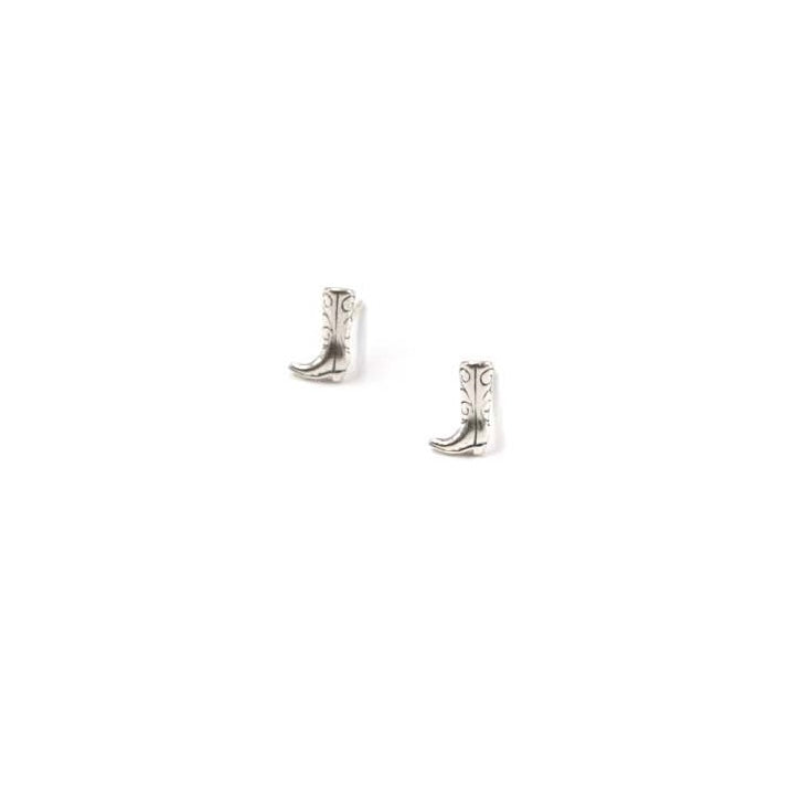 Dolly Studs