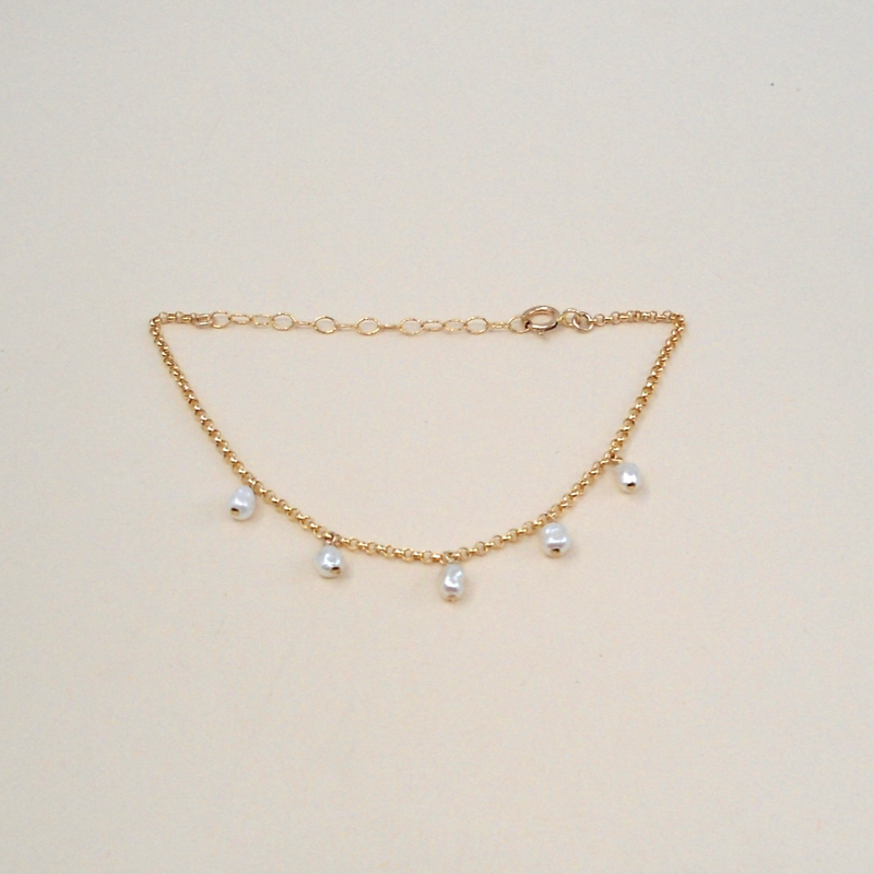 Five Pearl Bracelet